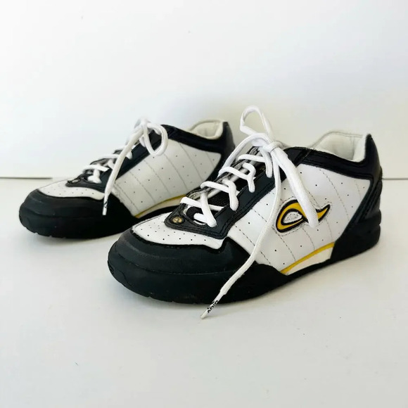 ADIO Kenny Anderson‎ Kids Size 3 V1 Skateboard  Shoes White - Picture 1 of 8